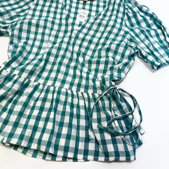 LOFT Gingham Wrap Top Peplum Short Sleeves Green Check Plaid Size Medium - Picture 5 of 8